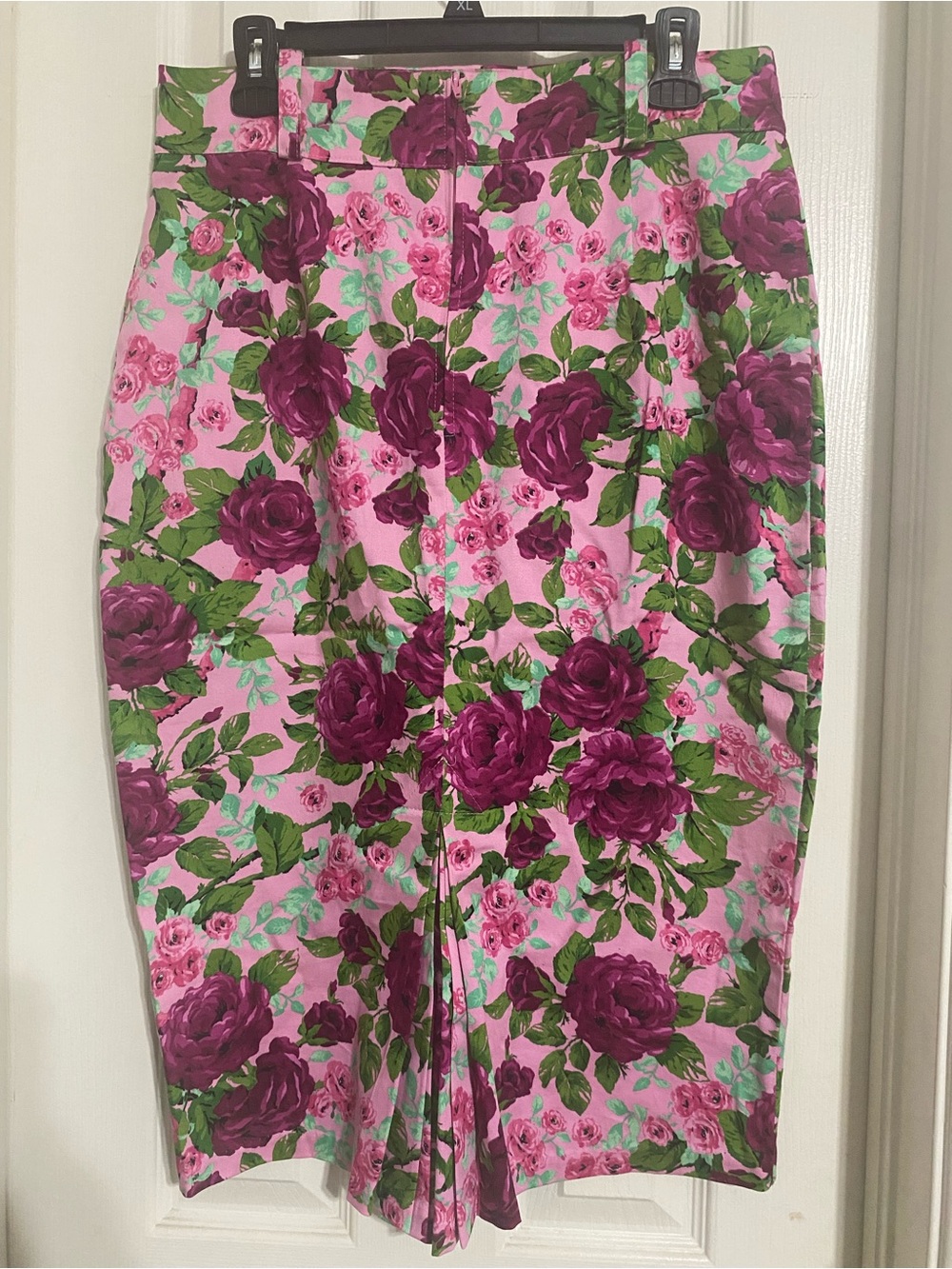 Deadly Dames Pencil Skirt Pink Floral - Picture 2 of 3
